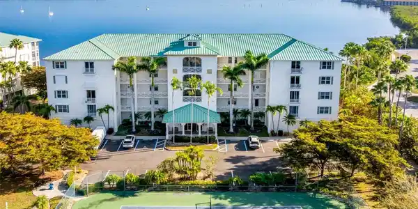 200 HARBOR WALK DRIVE