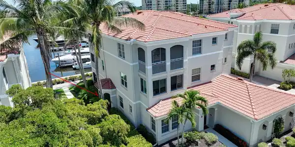 3461 SUNSET KEY CIRCLE