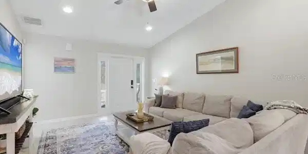 Image 4 Image 4