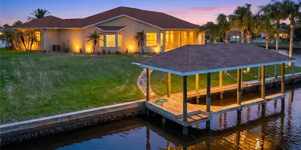20 CEDARVIEW COURT