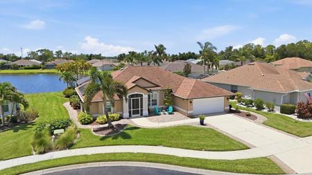 5376 OAKMONT COURT