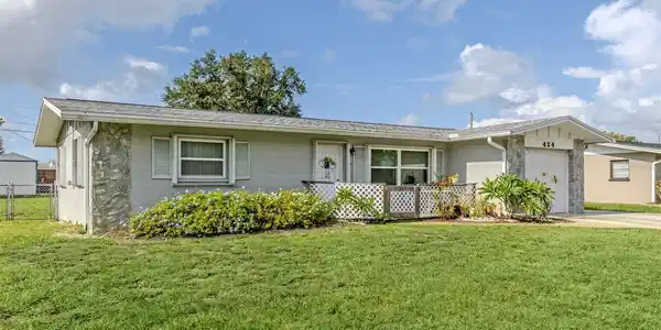 424 CENTER ROAD