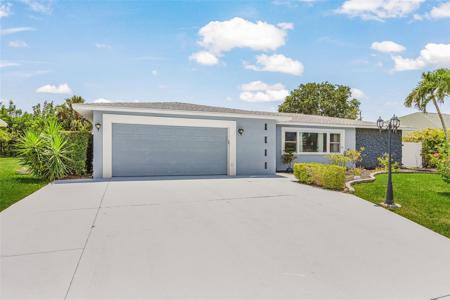 1320 SE 26TH TERRACE