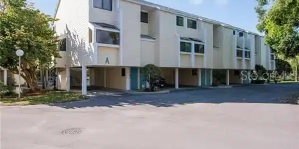 1500 SUNSET ROAD