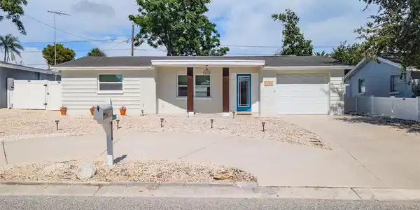 3650 KINGSBURY DRIVE
