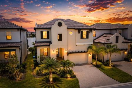 1112 SEAGRAPE DRIVE