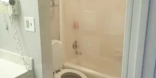Image 4 Image 4