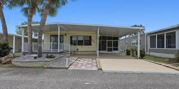 2100 KINGS HIGHWAY