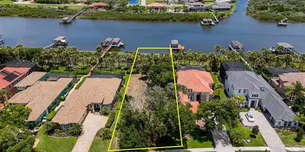 81 S RIVERWALK DRIVE