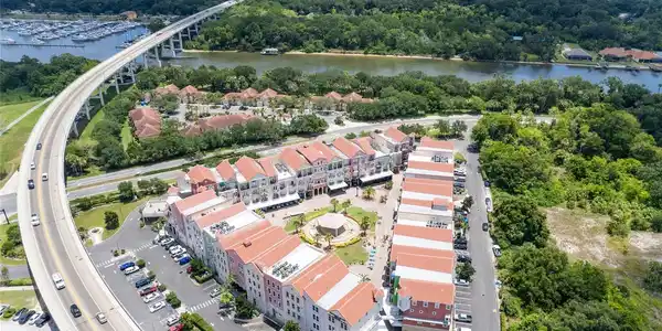 101 PALM HARBOR PARKWAY