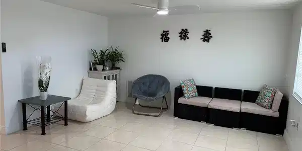 Image 4 Image 4