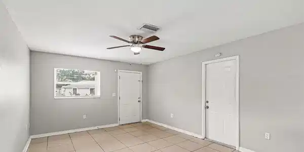 Image 4 Image 4