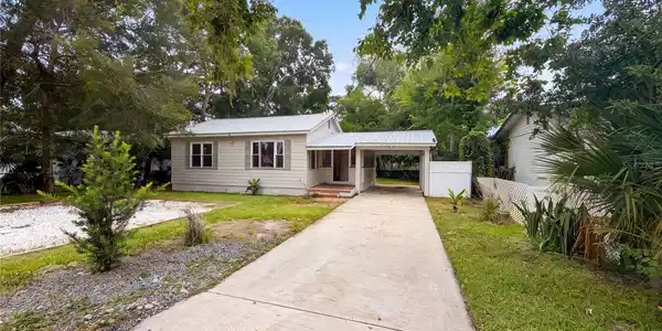 706 FLANDERS AVENUE