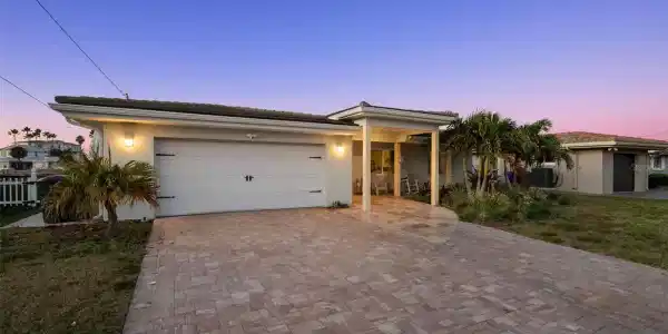 2288 EDYTHE DRIVE