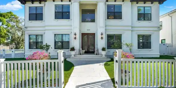 3600 W SAN LUIS STREET