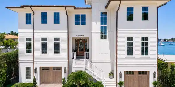 16 SANDPIPER ROAD