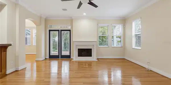 Image 4 Image 4
