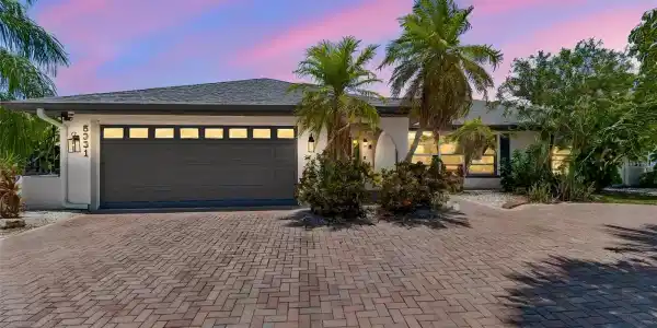 6331 COCOA LANE