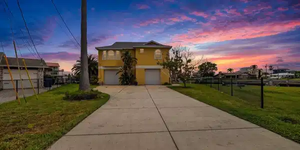 4365 4TH ISLE DRIVE
