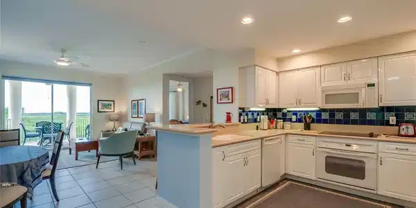 Image 4 Image 4