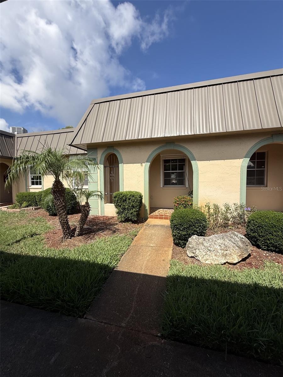 Image 1 Image 1