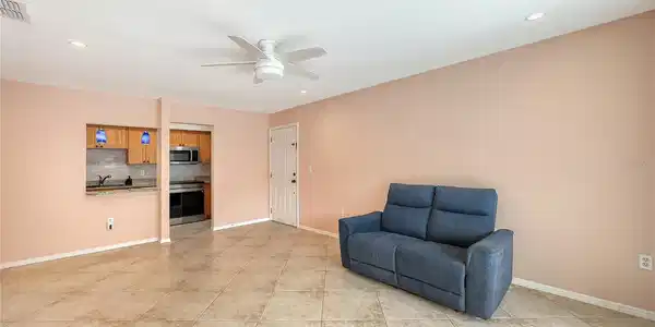 Image 4 Image 4