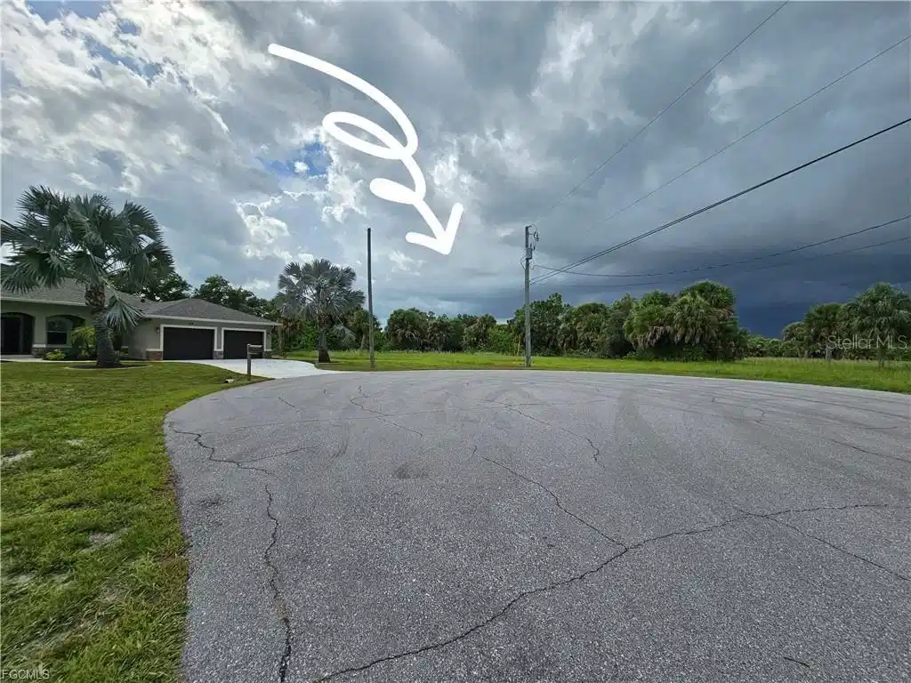 Image 1 Image 1