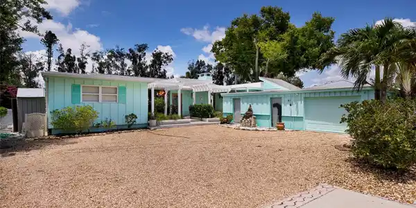 311 MAGELLAN DRIVE