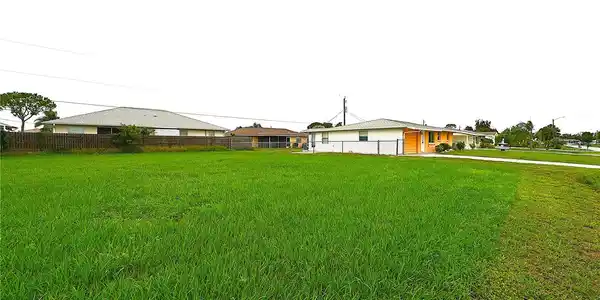 Image 4 Image 4