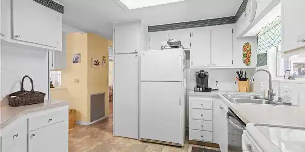 Image 4 Image 4