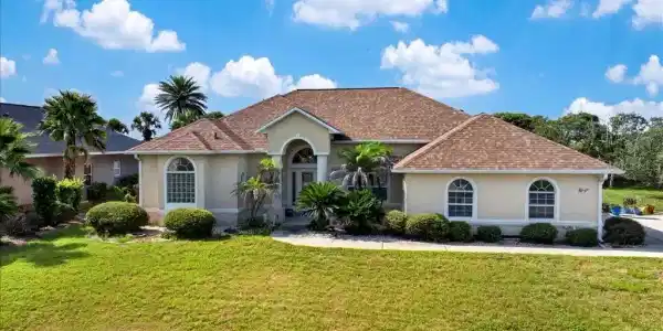 10 BEACHSIDE DRIVE