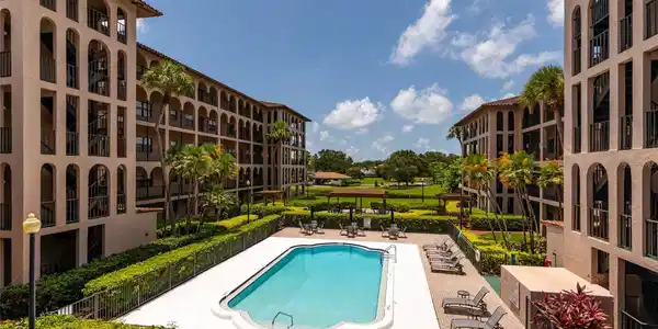 6150 GULFPORT BOULEVARD S