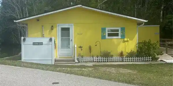 7222 TROPICAL DRIVE