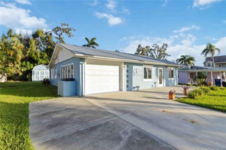 4603 103RD STREET W