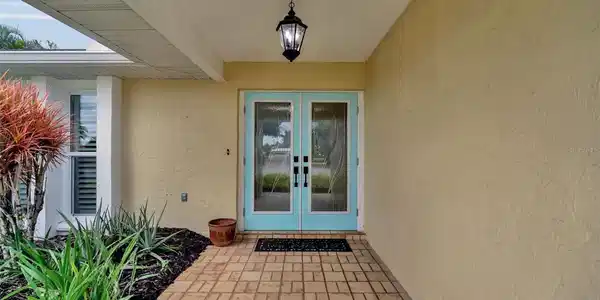 Image 4 Image 4