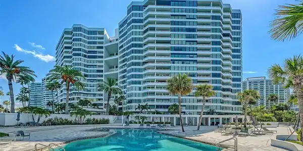 888 BLVD OF THE ARTS