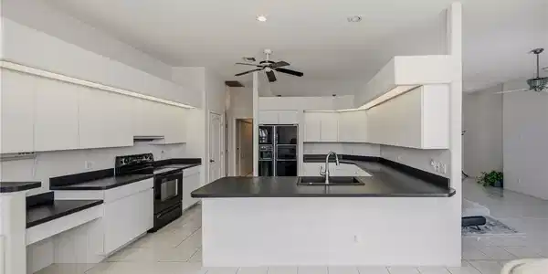 Image 4 Image 4