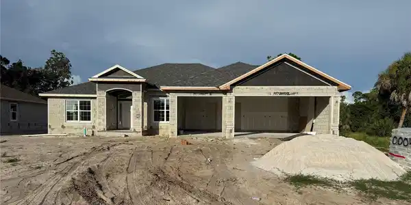 5 TEE VIEW ROAD