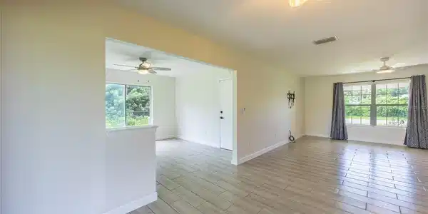 Image 4 Image 4