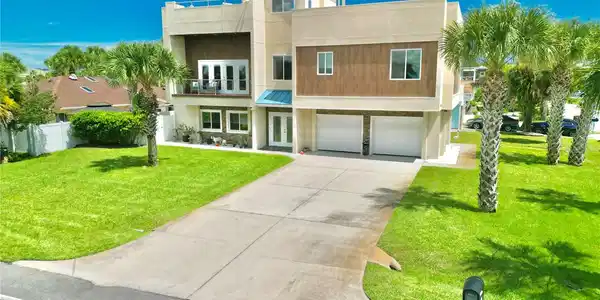 Image 4 Image 4