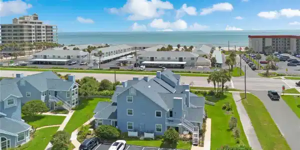 898 BAYBREEZE WAY