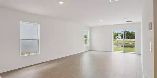 Image 4 Image 4