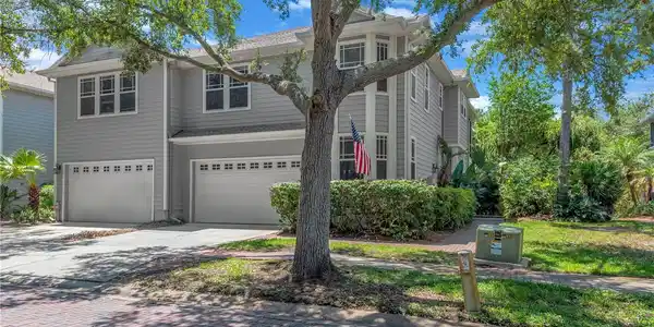 2852 BAYSHORE TRAILS DR