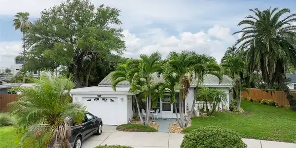 55A DOLPHIN DRIVE