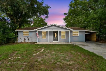 1124 JADEWOOD AVENUE