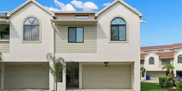 2376 HANOVER DRIVE