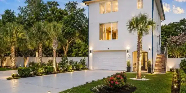 1956 CEDAR DRIVE