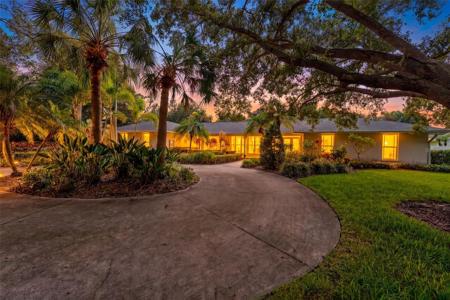 2109 MEADOW BROOK DRIVE