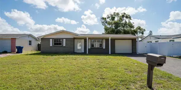 3246 BROOKFIELD DRIVE