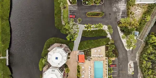 Image 4 Image 4